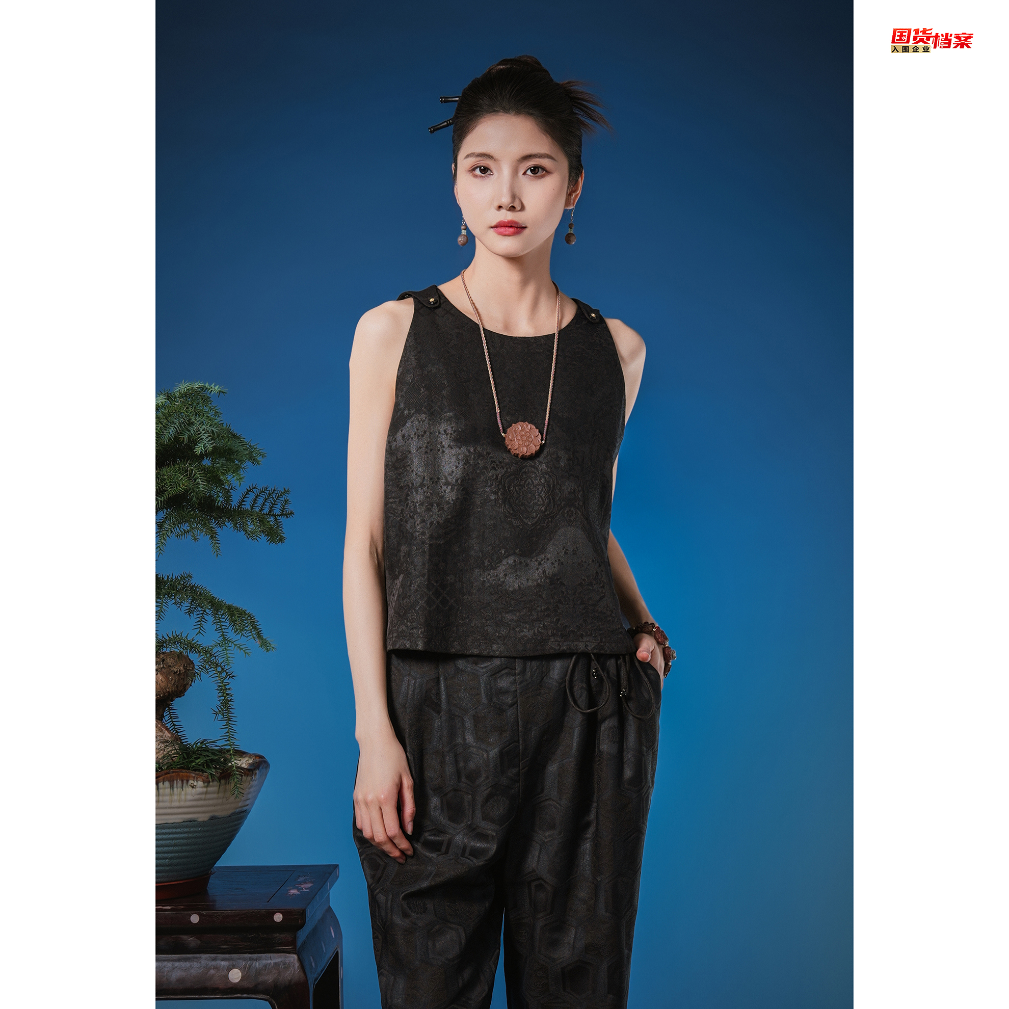 【万象有衣】原创设计师款香云纱背心-7789