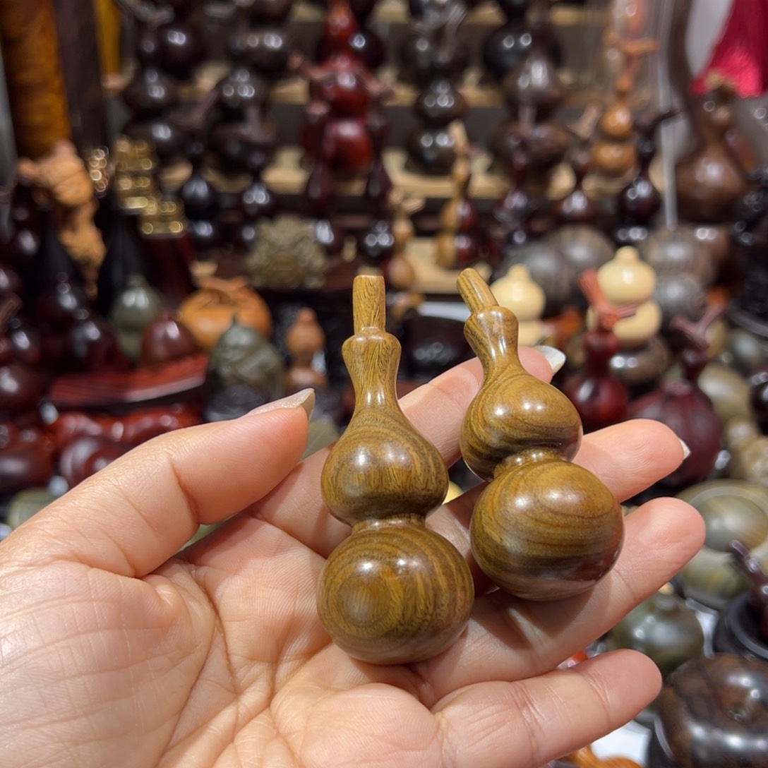 淡***@维腊木（绿檀）葫芦葫芦葫芦