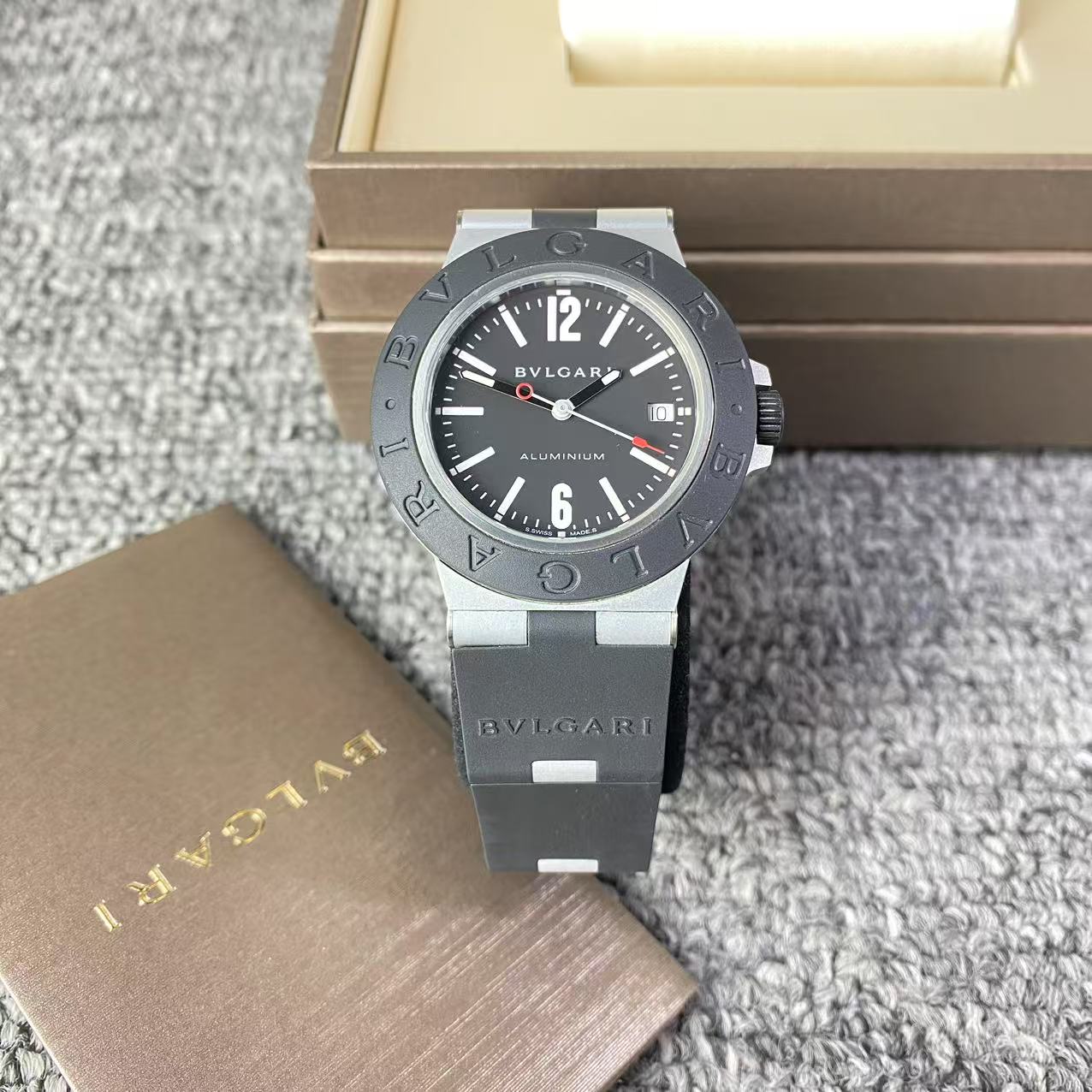 95新 BVLGARI/宝格丽 /亚虎竞拍/宝格丽/机械男表