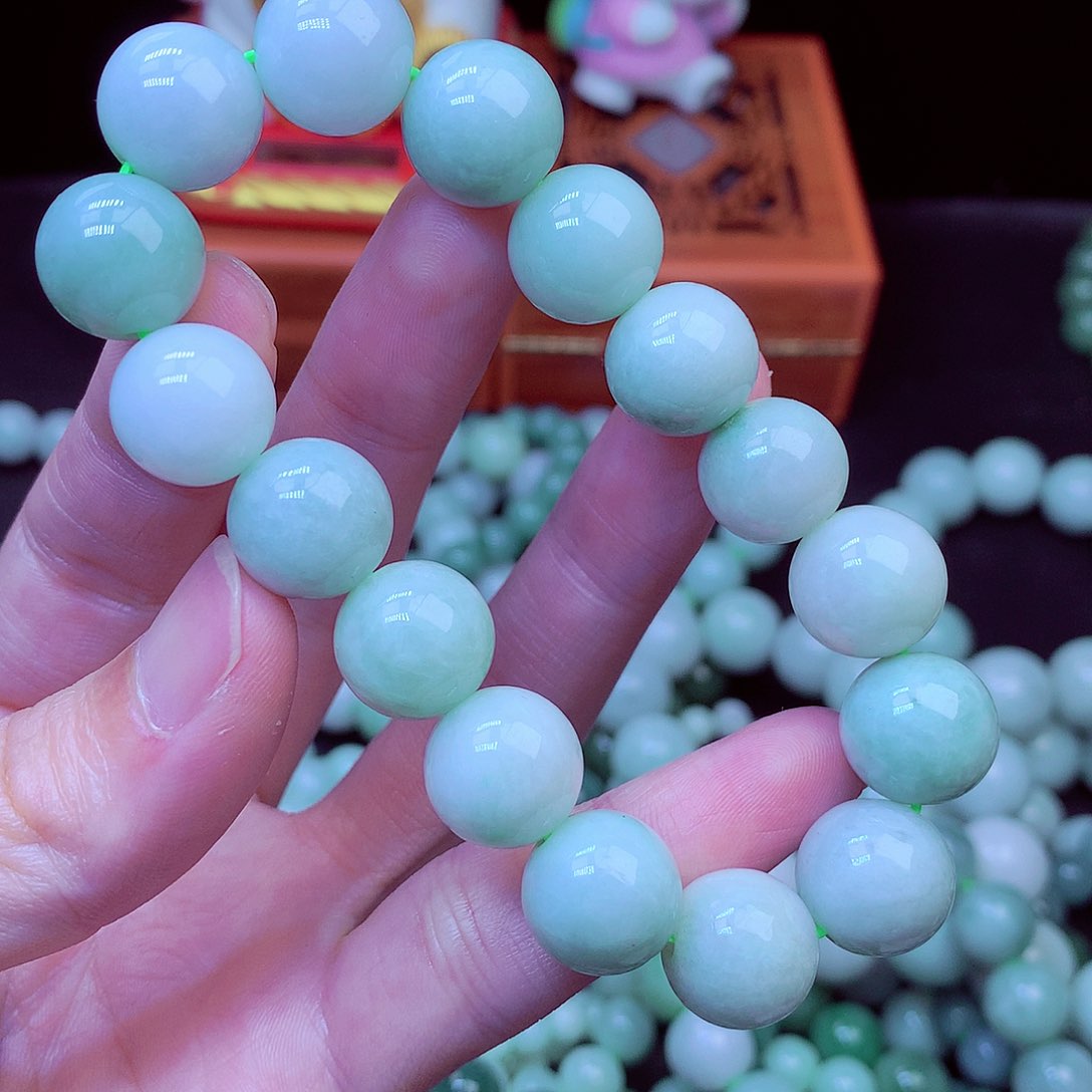 毛衣链未镶嵌翡翠