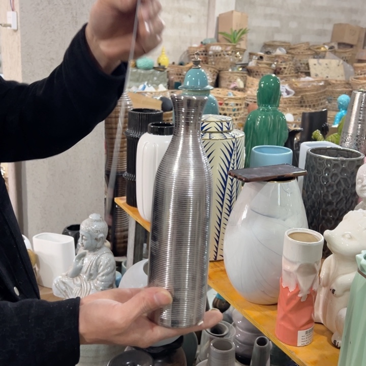 瓶高度26厘米口径3厘米微瑕捡漏