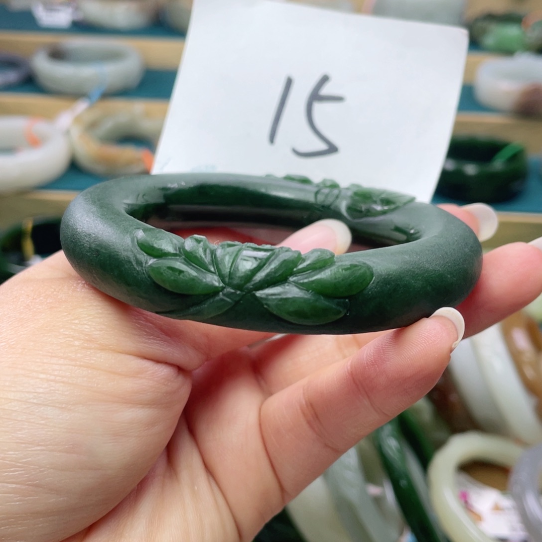 未镶嵌手镯和田玉圈口57