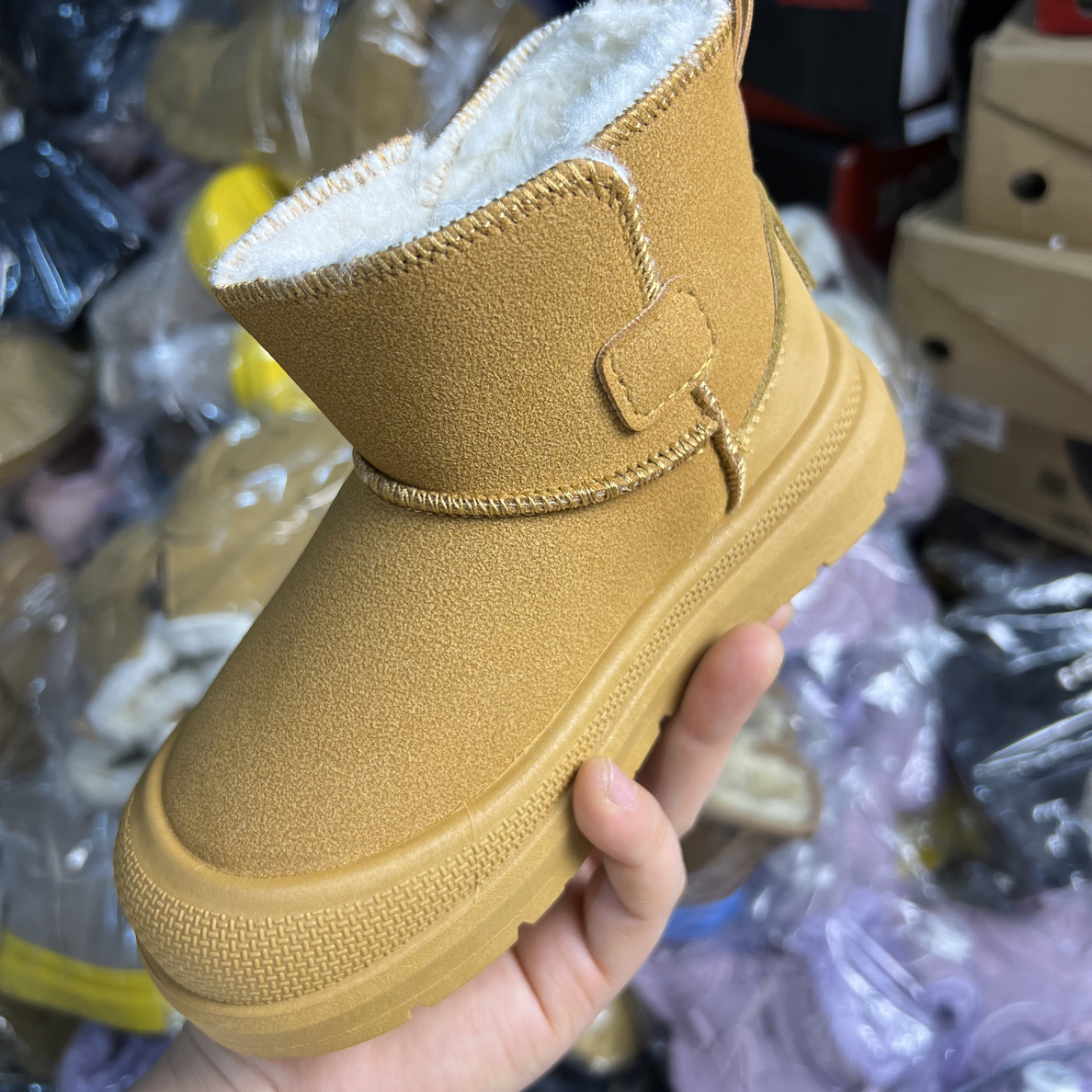 均有微瑕 介意微拍 儿童大棉雪地靴