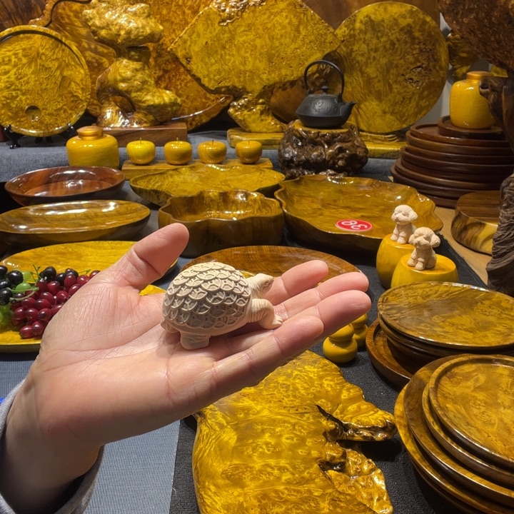 我***子金实木家具摆件工艺