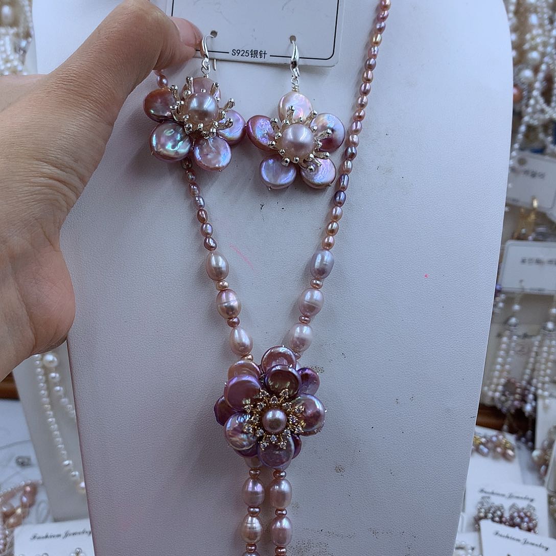 项链银S925镀金镶嵌淡水珍珠凝****?