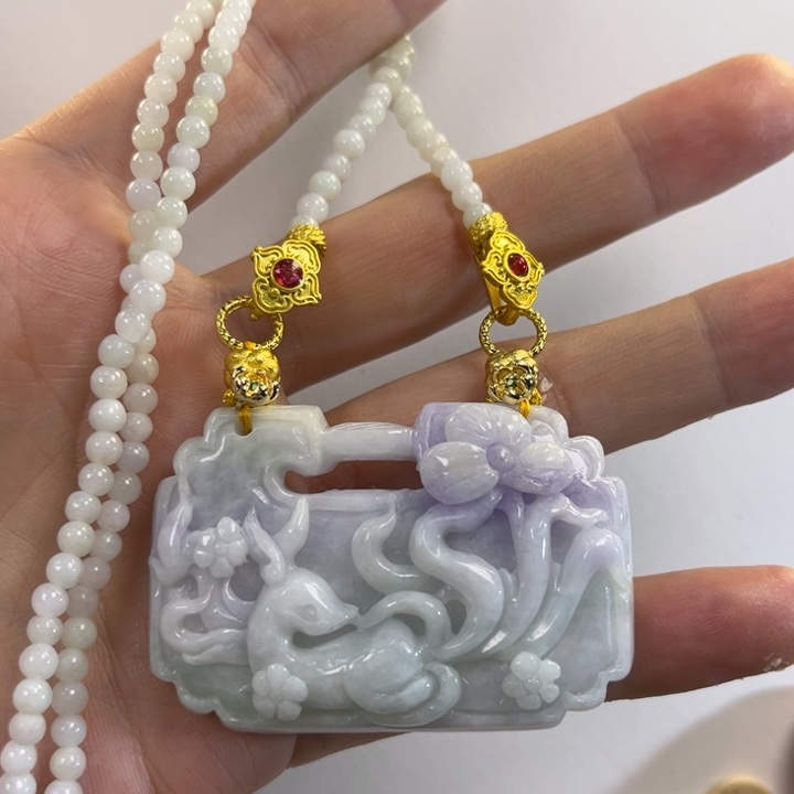 翡翠吊坠(赠链)未镶嵌代编织