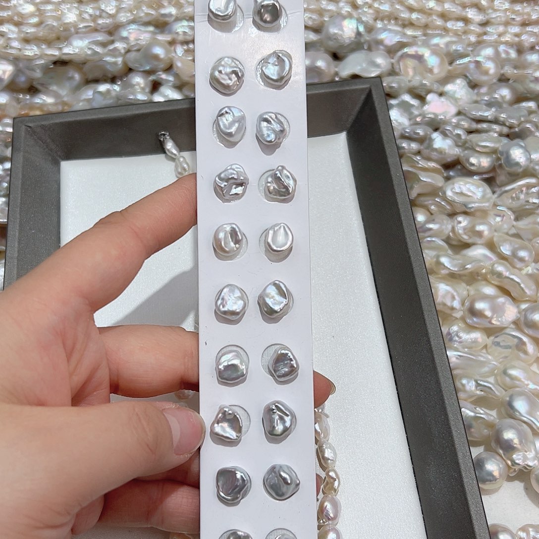 银S925镶嵌淡水珍珠耳钉