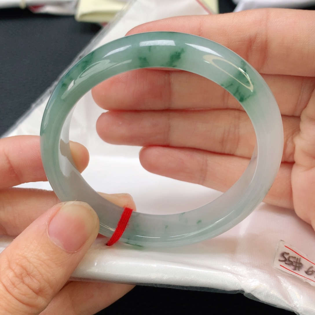 翡翠手镯未镶嵌贵妃55