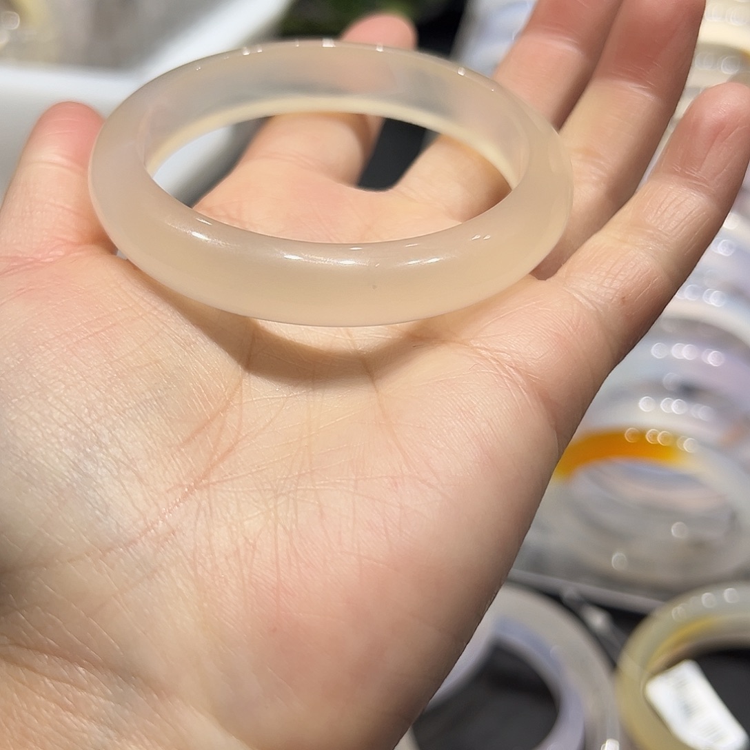 玛瑙/玉髓未镶嵌手镯微包容