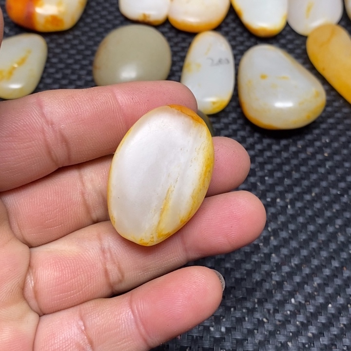 和田玉珠宝奇石未镶嵌