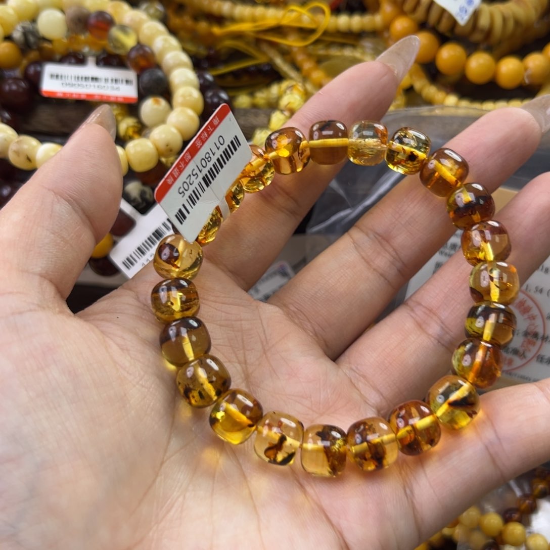 琥珀珠宝奇石未镶嵌