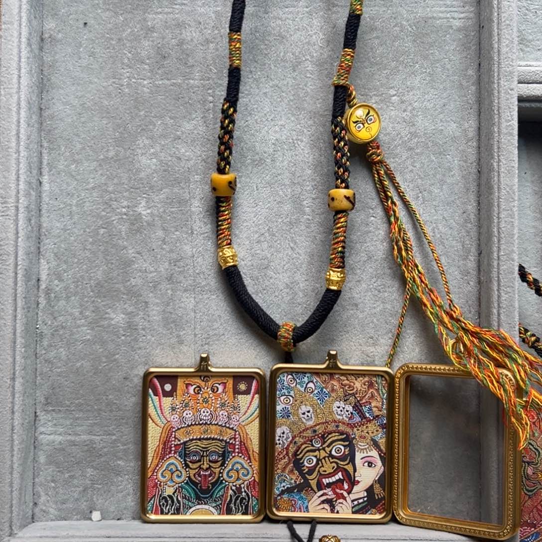 吊坠?**?双面铜壳双面铜壳