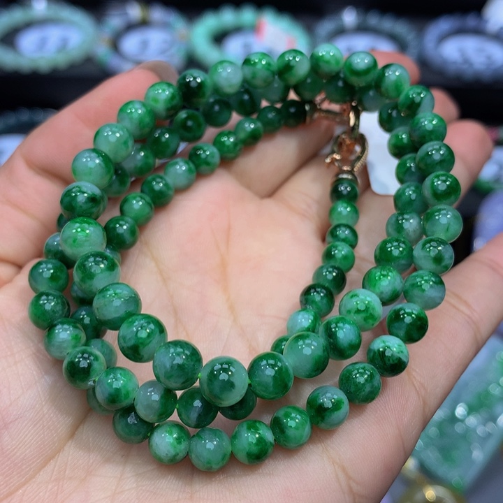 翡翠手链未镶嵌翡翠