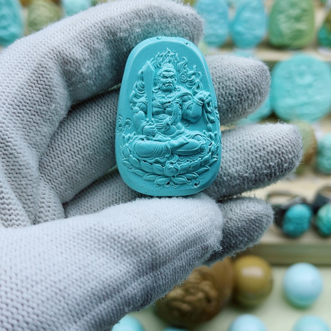 绿松石未镶嵌珠宝奇石