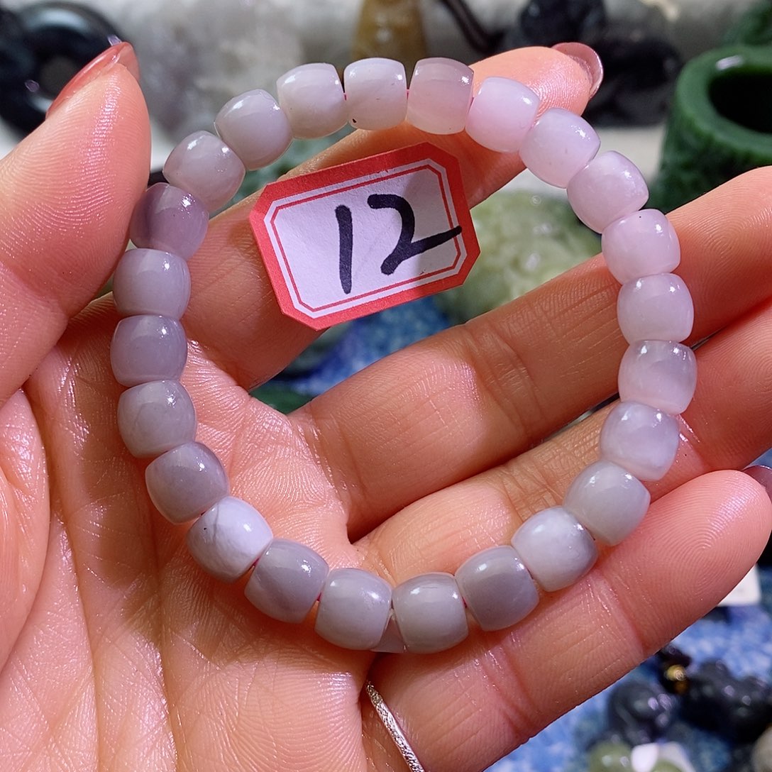 和田玉（糖玉）颈饰足铂镶嵌