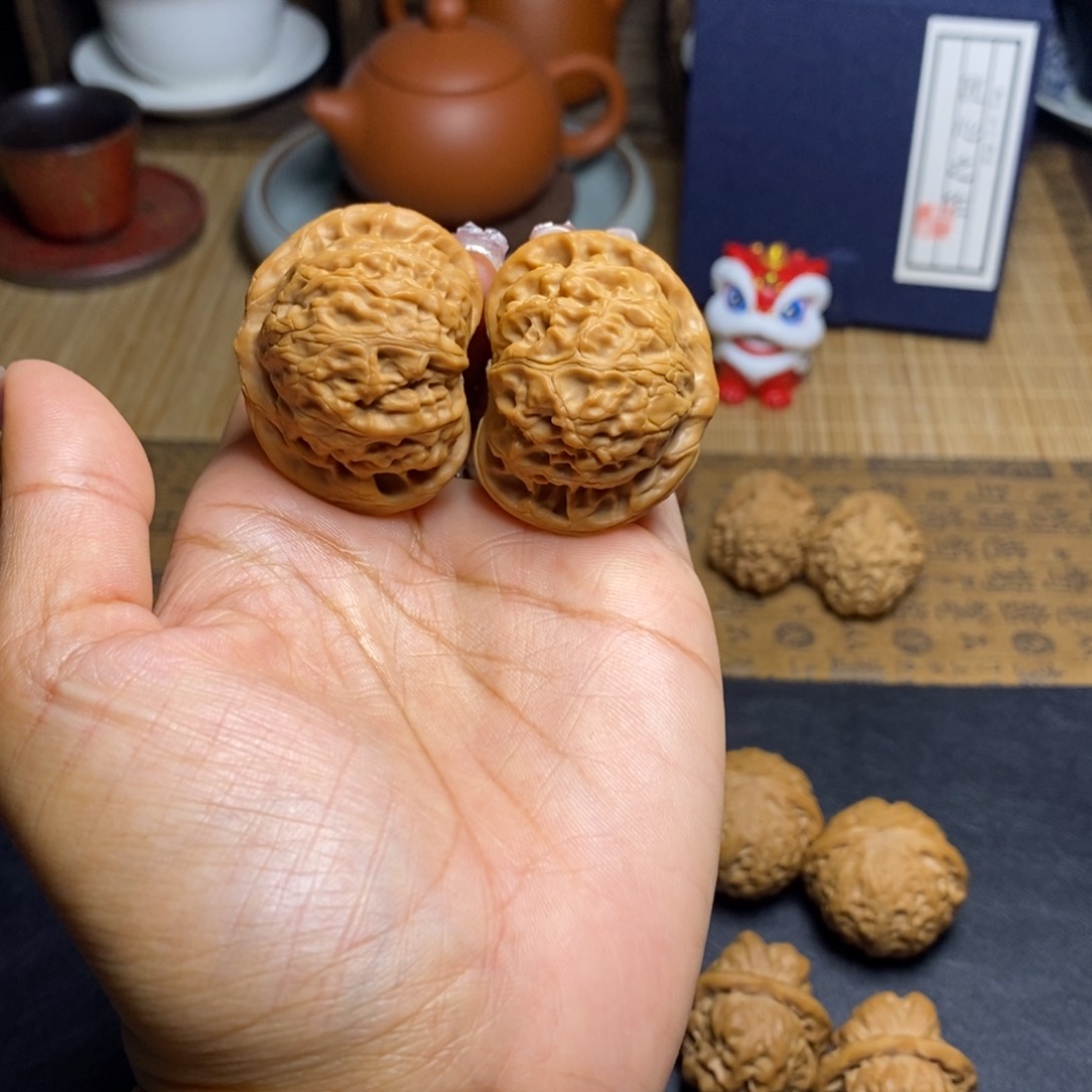 文玩核桃吊坠宫灯42全