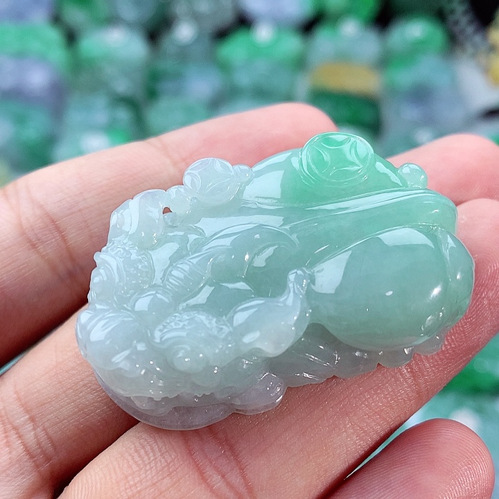 颈饰未镶嵌翡翠翡翠