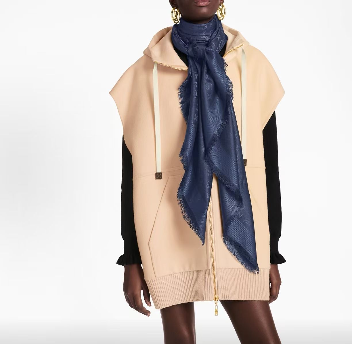 99新 LouisVuitton/路易威登  海囤/LV围巾/142.5✖️142.5/nu19837