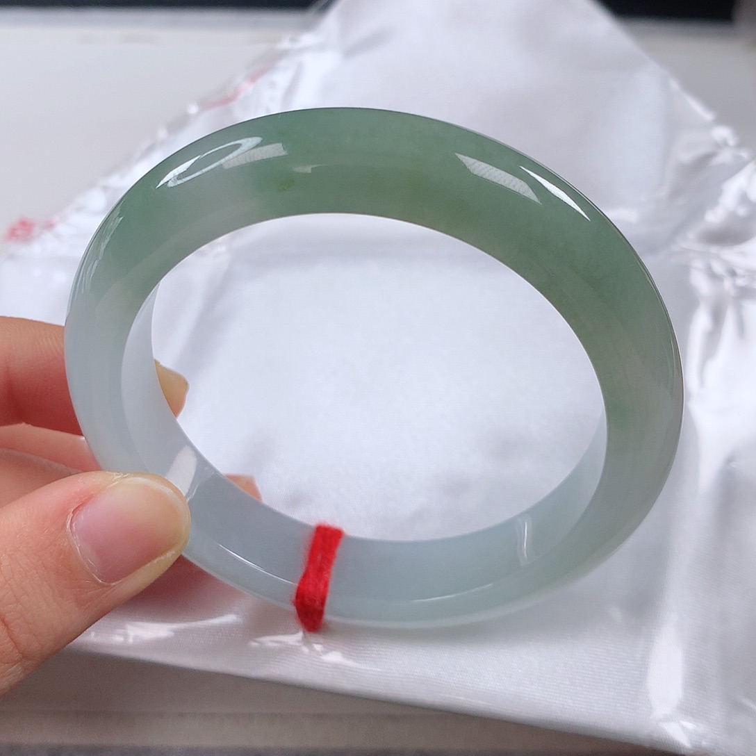 翡翠手镯未镶嵌 正圈①④⑧