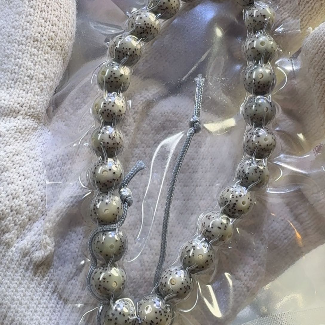 星月菩提手串10圆手持