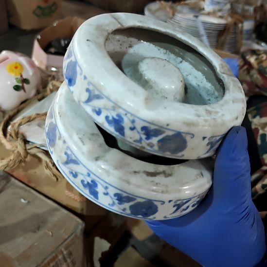 摆件陶瓷盘子碗啥都有