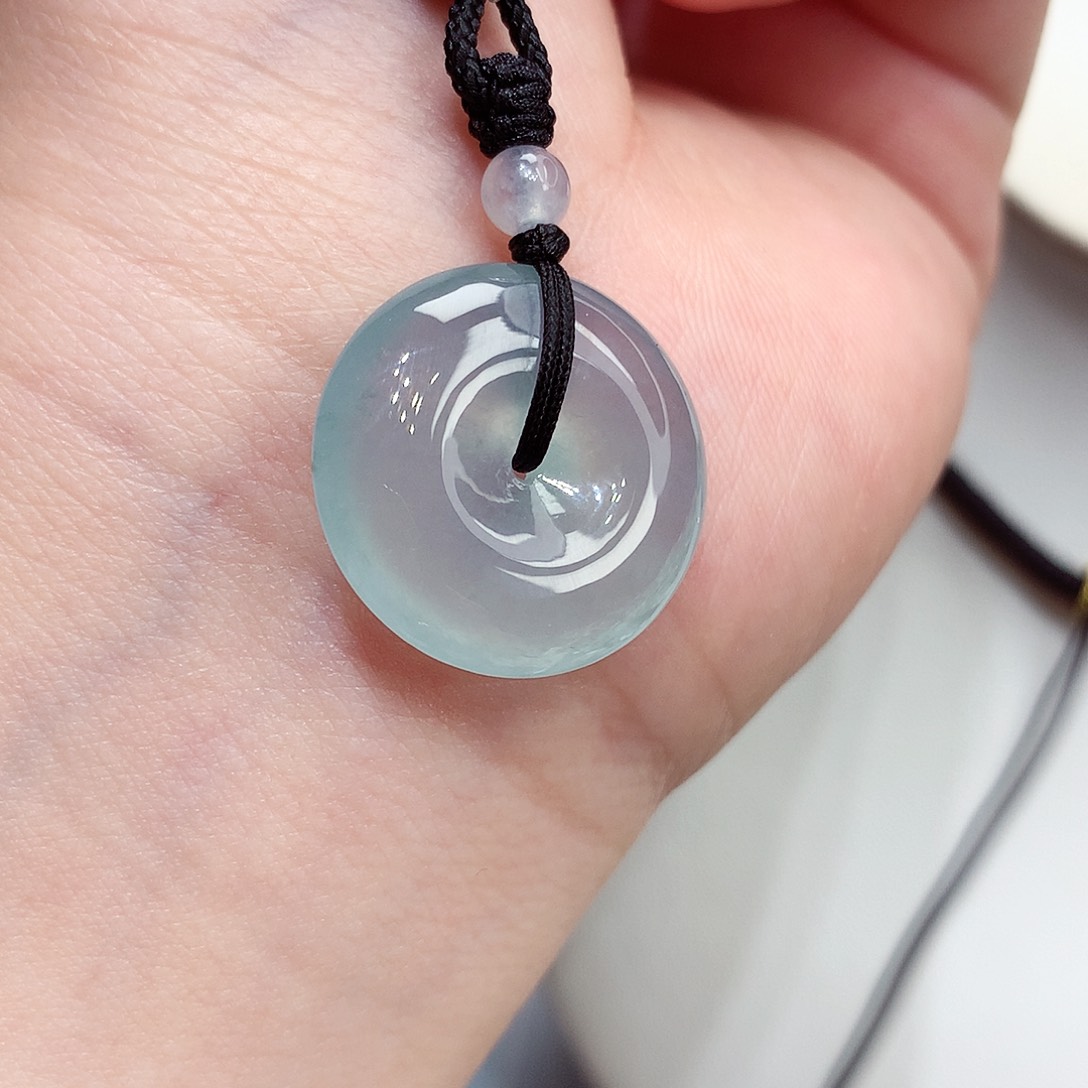 颈饰未镶嵌翡翠翡翠101，20.3/5.6