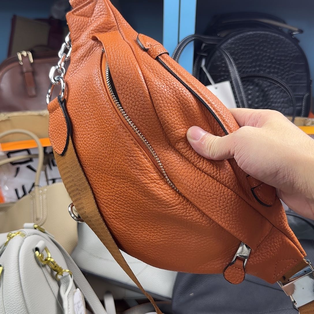 黄牛皮（革）头层牛皮山羊皮（革）