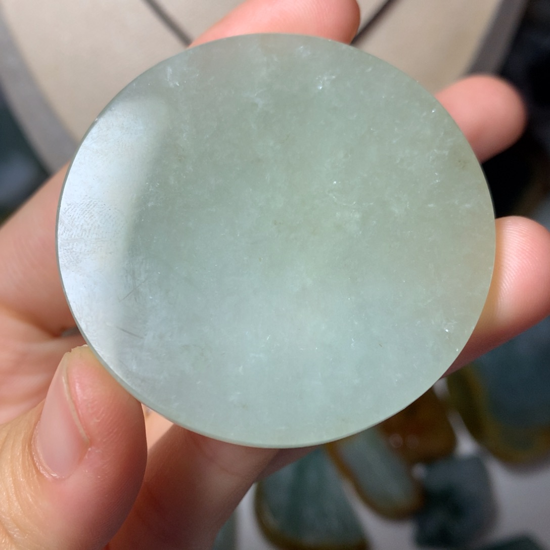 翡翠颈饰未镶嵌吊坠