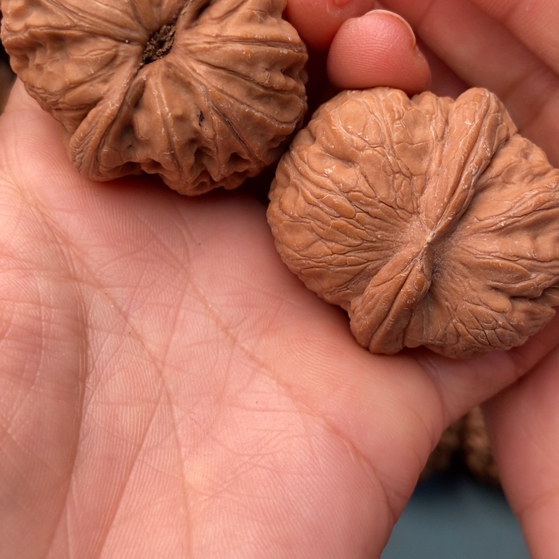 文玩核桃吊坠元宝29