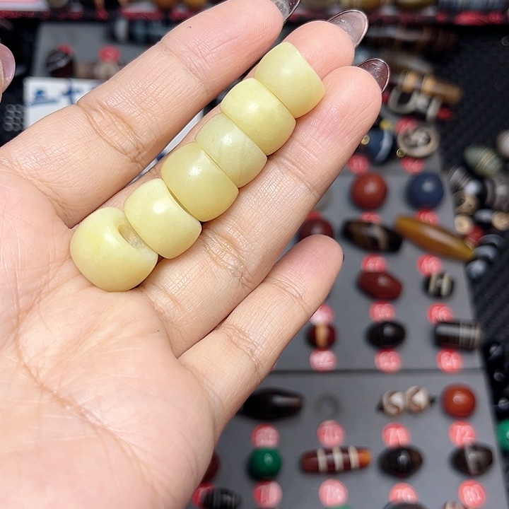 未镶嵌玛瑙/玉髓珠宝半成品大*先