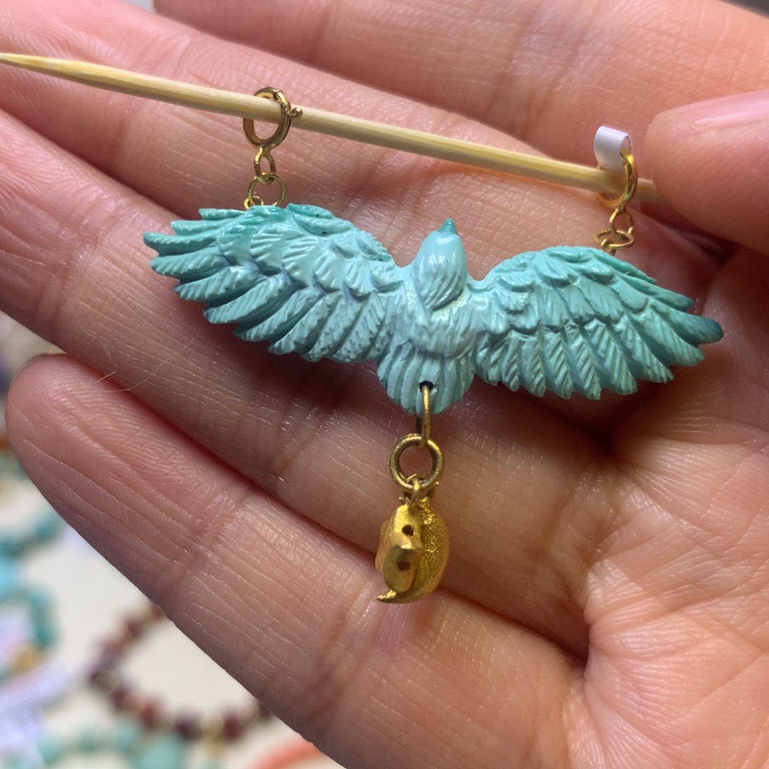 绿松石18K金镶嵌吊坠