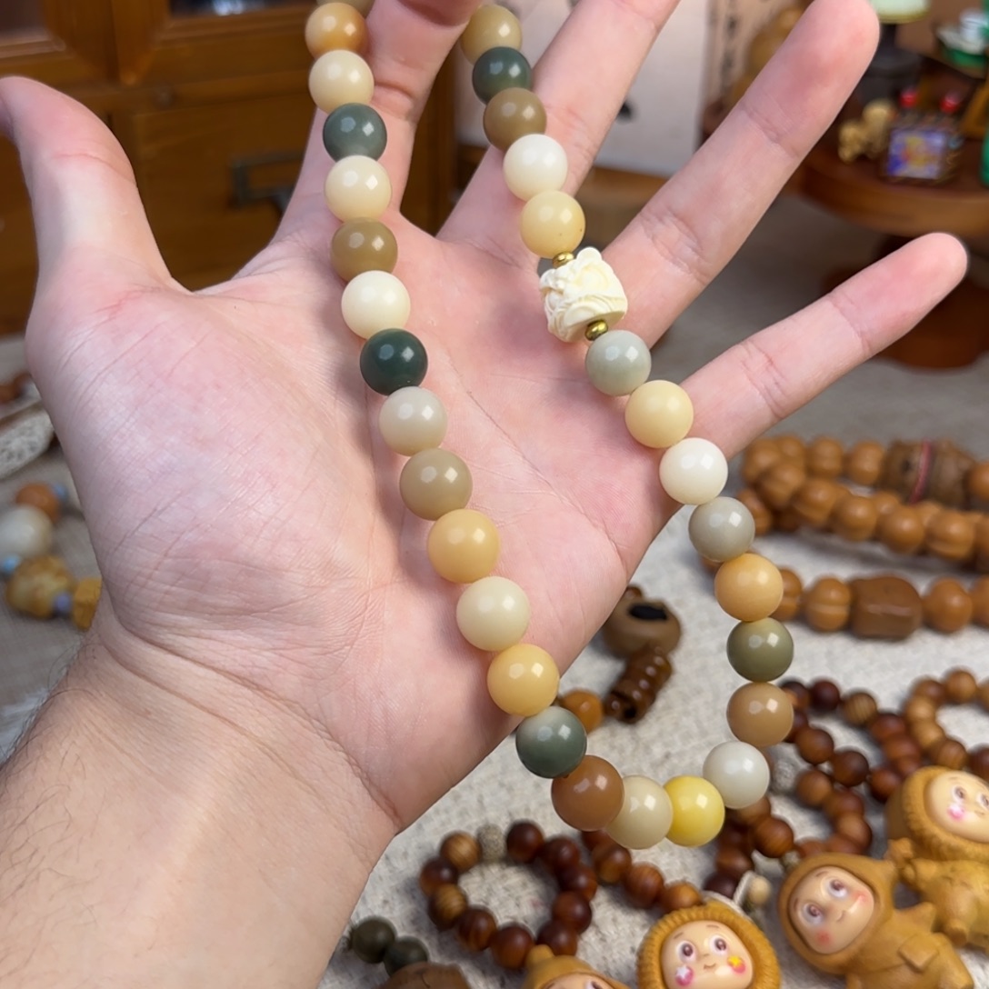 无事牌非洲檀香菩提根醒狮手持