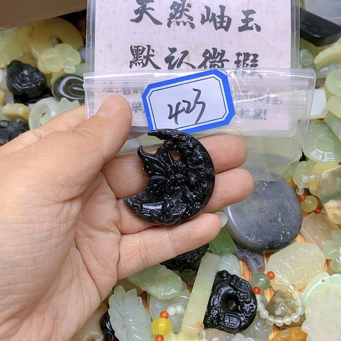 蛇纹石玉颈饰未镶嵌423