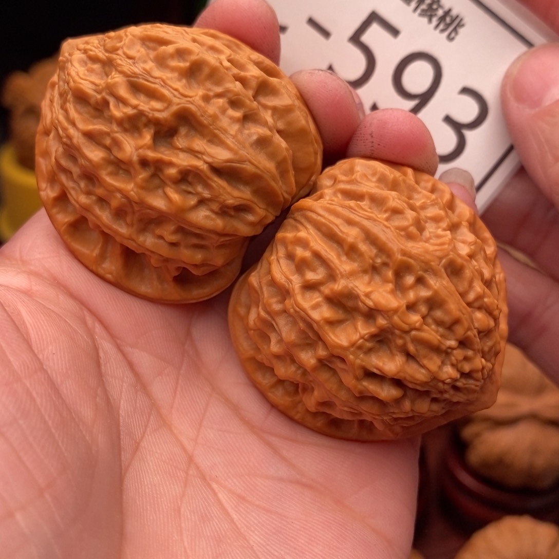 文玩核桃把件金牛39