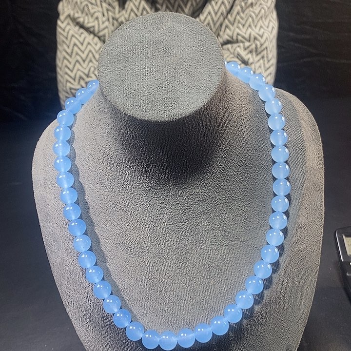 翡翠颈饰未镶嵌价格也