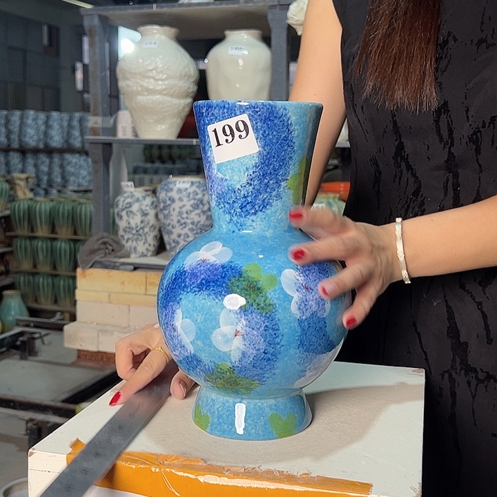 景德镇陶瓷花瓶微瑕介意勿怕