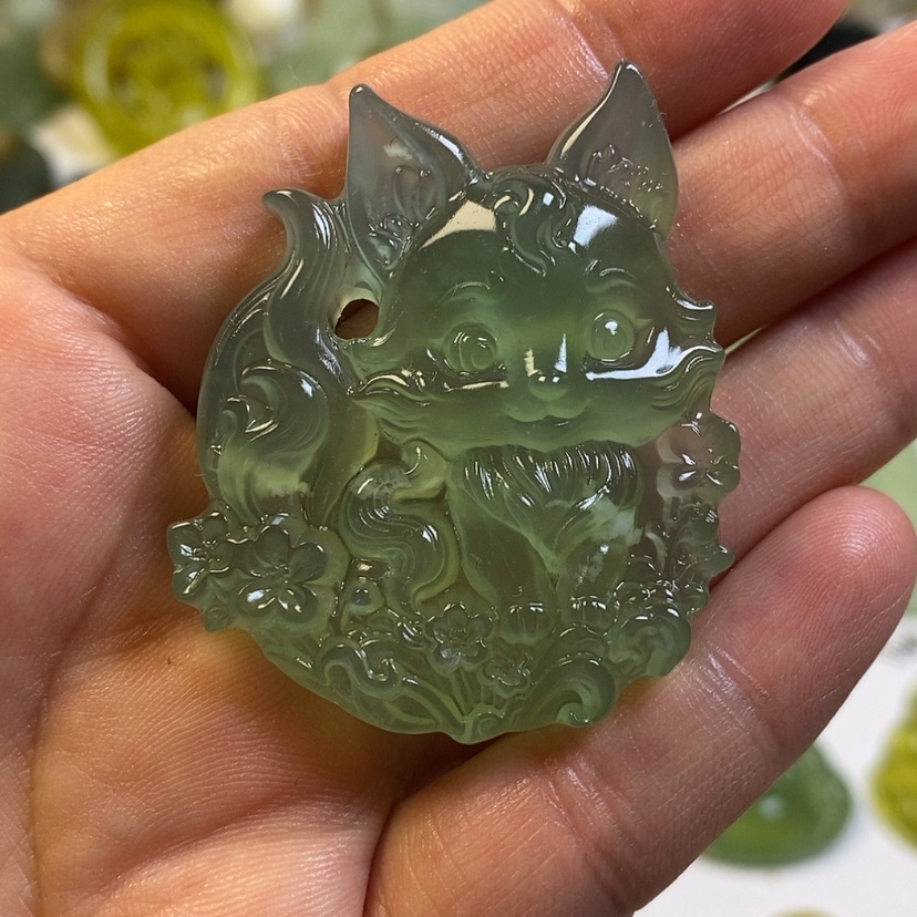 【闪购商品】蛇纹石玉颈饰未镶嵌