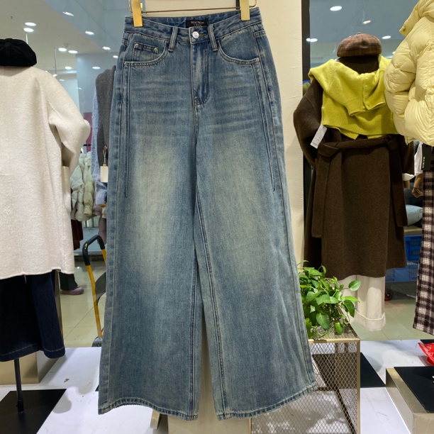 麦寻26春新款高腰复古蓝牛仔阔腿微喇裤kcncs01b