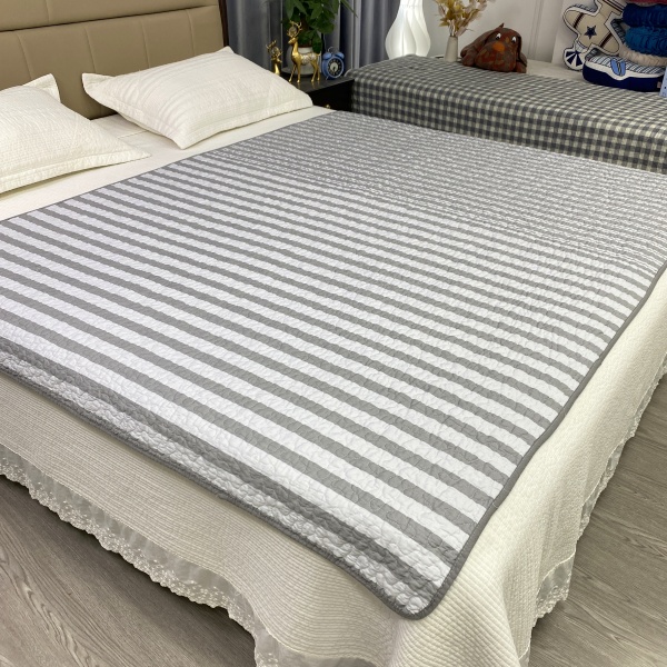 1.4*1.8米纯棉四季款床盖夹棉隔脏防汗透气空调毯多功能可机洗