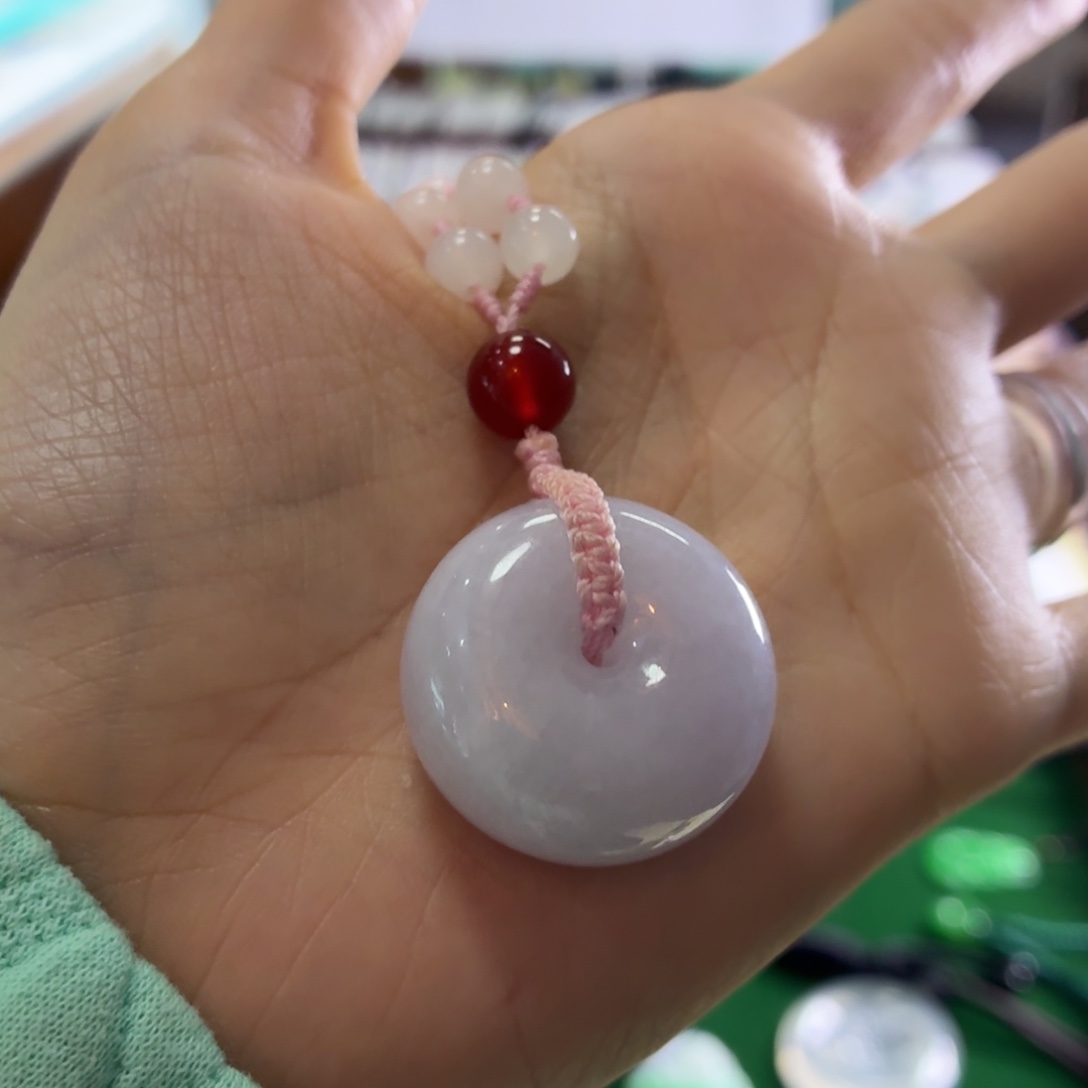 翡翠未镶嵌颈饰紫色面包扣