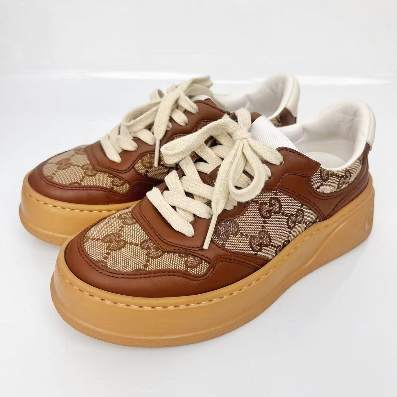 99新 GUCCI/古驰 35码/古驰饼干鞋/98新/ff0166