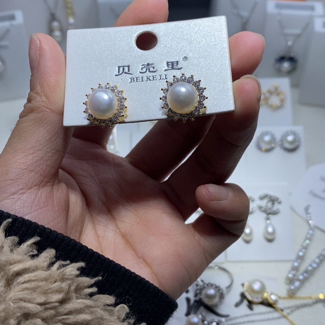 未镶嵌淡水珍珠耳饰