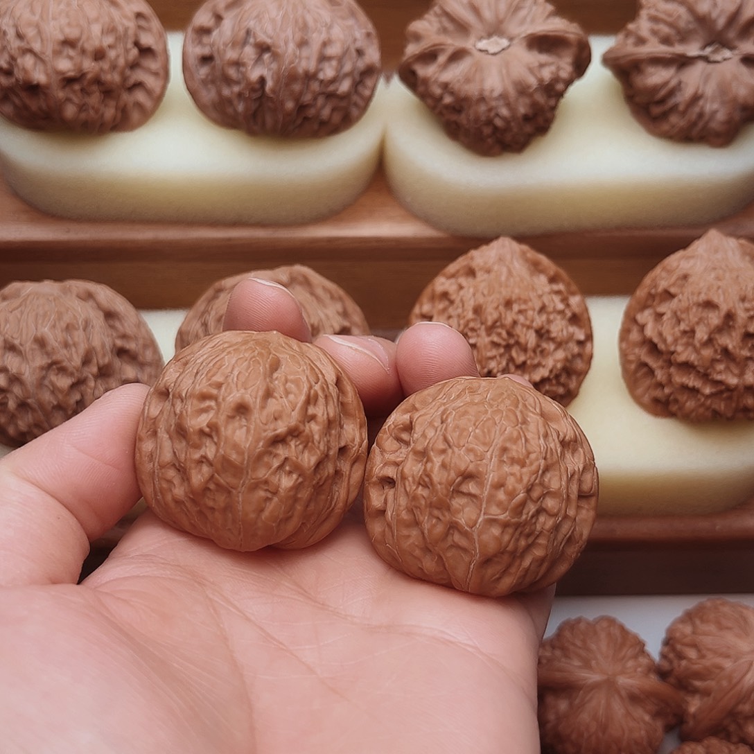 Y***@铁锤文玩核桃37尺寸全品无修