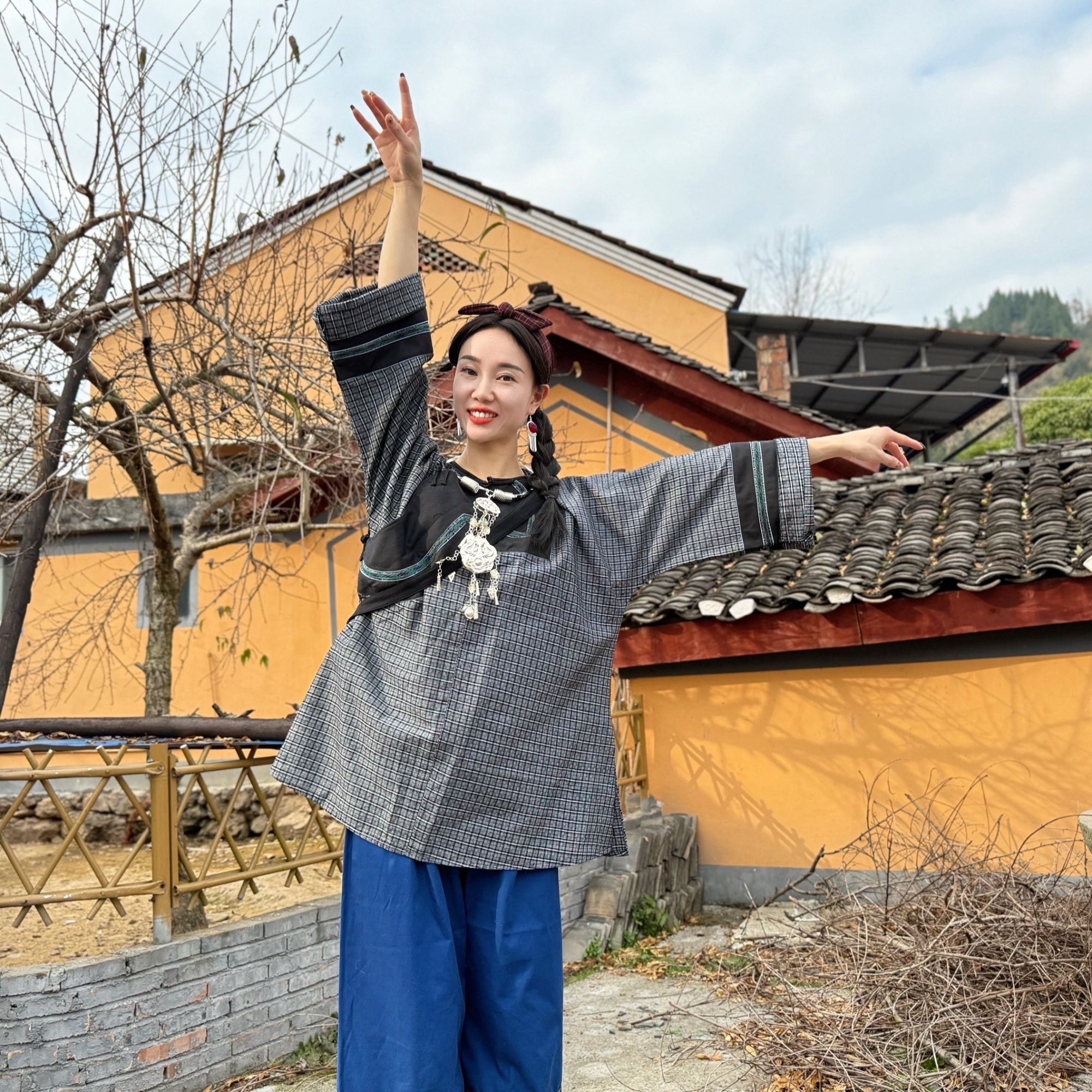 老土步民族风复古苗族服饰格子上衣