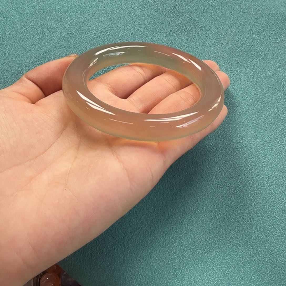 手镯玛瑙/玉髓未镶嵌