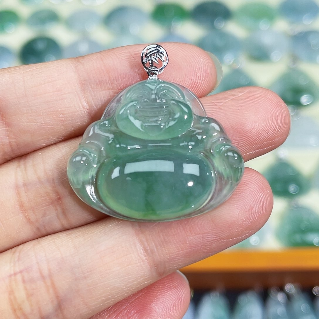 翡翠颈饰18K金镶嵌吊坠