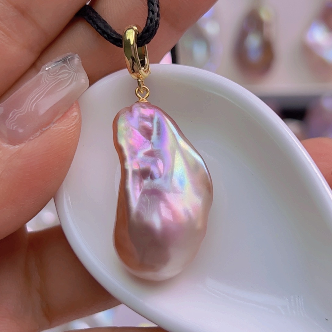 淡水珍珠未镶嵌吊坠(赠链)