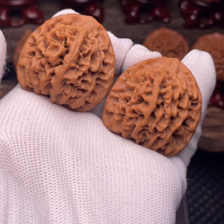 超****文玩核桃把件秦岭秦闷38