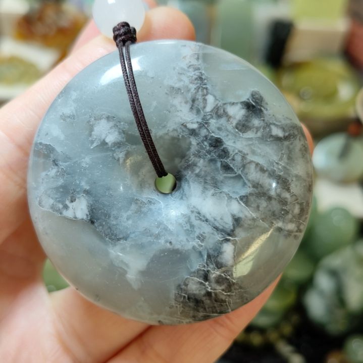 岫玉未镶嵌微瑕平安扣