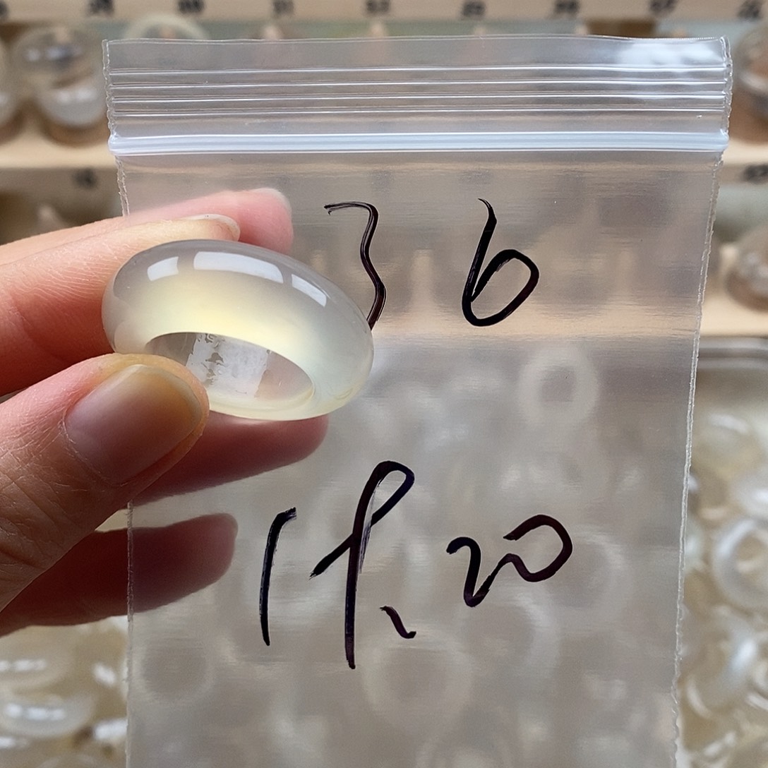 未镶嵌戒指玛瑙/玉髓